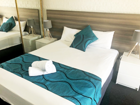 Bribie Waterways Motel - Renovated Standard Rooms